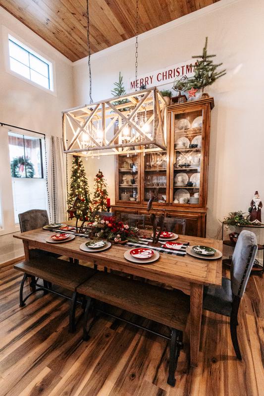 Farmhouse Christmas table. Farmhouse rural home financing. Loans for homes in the country Arkansas.